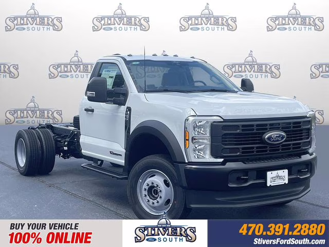 2025 Oxford White Ford F-600SD XL 4X4 Chassis