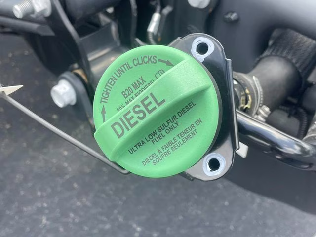 2025 Oxford White Ford F-600SD XL 4X4 Chassis