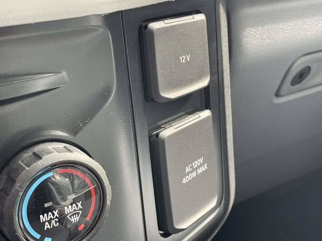 2026 Oxford White Ford Super Duty F-350 SRW XL 4X4 Chassis