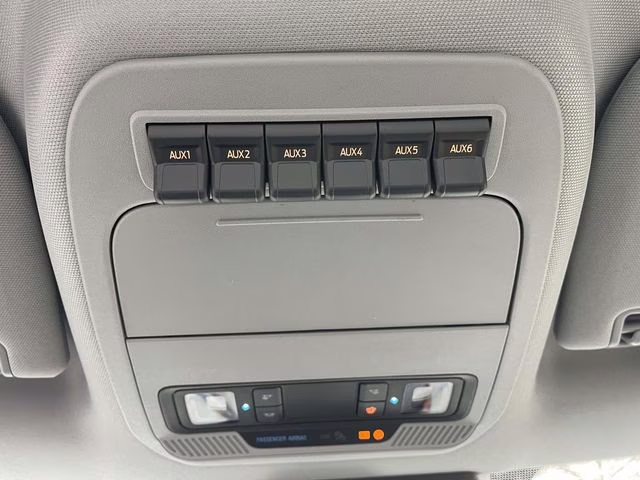 2026 Oxford White Ford Super Duty F-350 DRW XL RWD Chassis