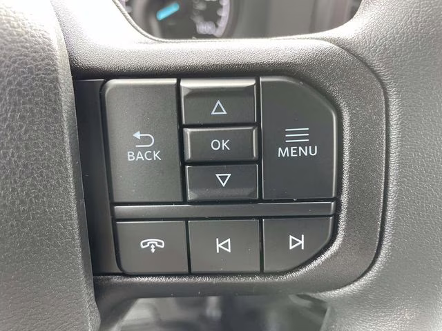 2026 Oxford White Ford Super Duty F-350 DRW XL RWD Chassis