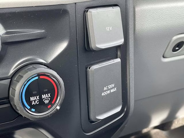 2026 Oxford White Ford Super Duty F-350 DRW XL 4X4 Chassis