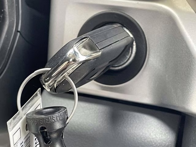 2026 Oxford White Ford Super Duty F-350 DRW XL 4X4 Chassis