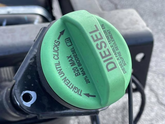 2026 Oxford White Ford Super Duty F-550 DRW XL RWD Chassis