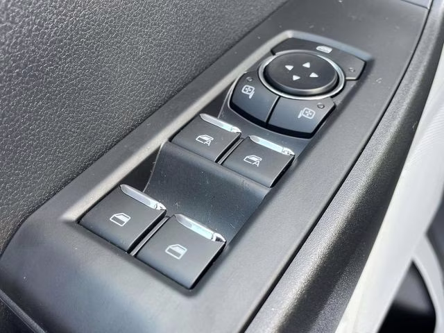 2026 Oxford White Ford Super Duty F-550 DRW XL 4X4 Chassis