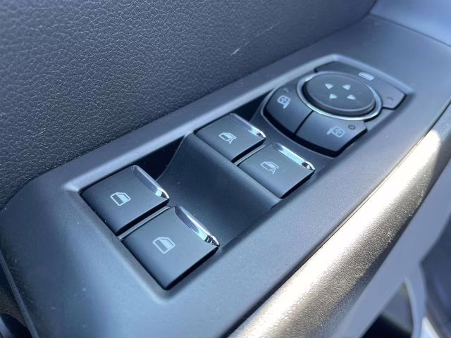 2026 Oxford White Ford Super Duty F-550 DRW XL 4X4 Chassis