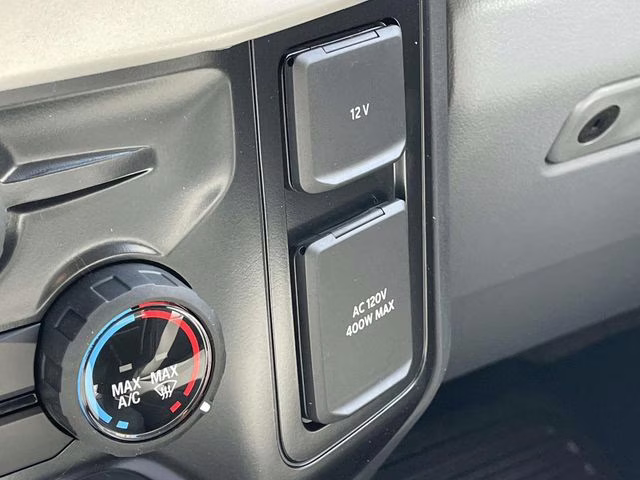 2026 Oxford White Ford Super Duty F-550 DRW XL 4X4 Chassis