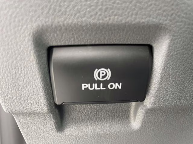 2026 Oxford White Ford Super Duty F-450 DRW XL RWD Chassis