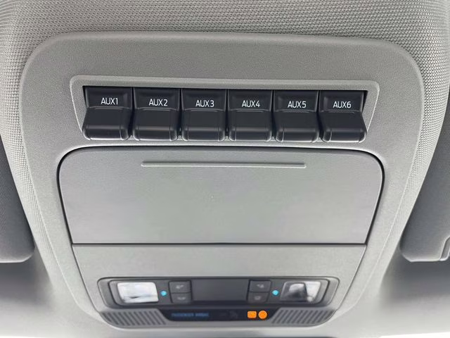 2026 Oxford White Ford Super Duty F-450 DRW XL RWD Chassis