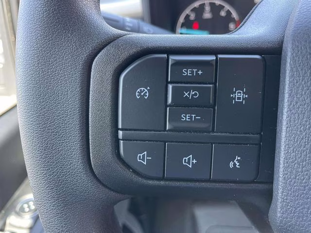 2026 Oxford White Ford Super Duty F-450 DRW XL 4X4 Chassis