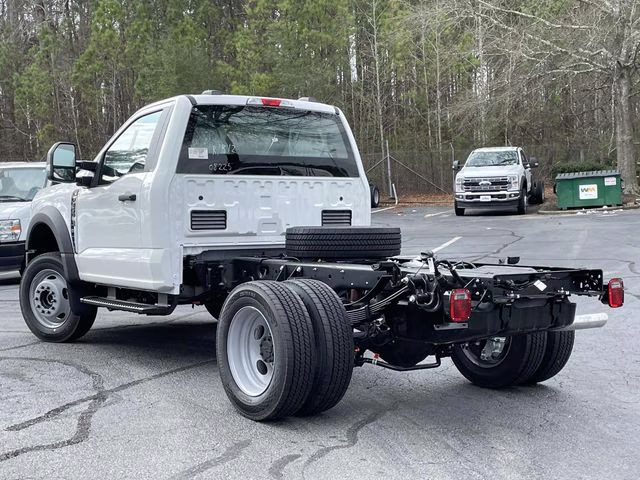 2026 Oxford White Ford Super Duty F-450 DRW XL 4X4 Chassis