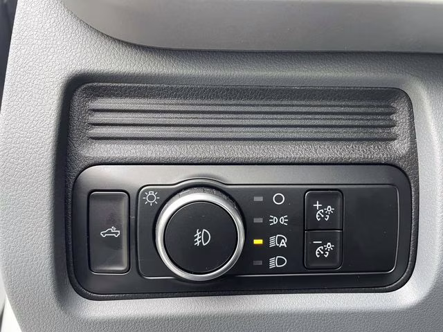 2026 Oxford White Ford Super Duty F-450 DRW XL 4X4 Chassis