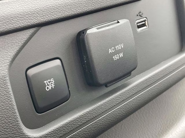 2026 Oxford White Ford E-350SD Base RWD Truck