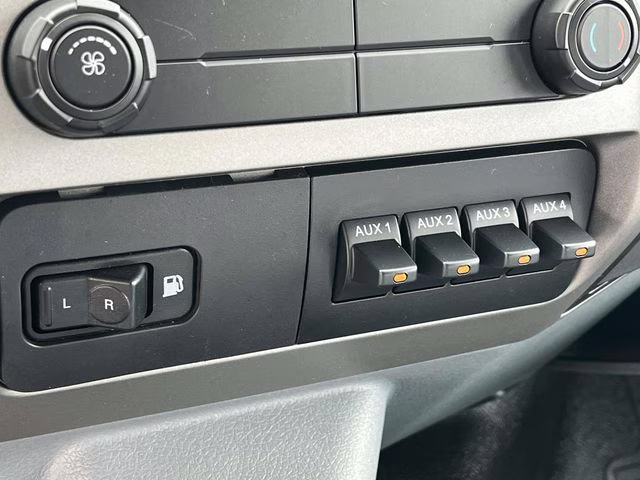 2026 Oxford White Ford F-650SD Base RWD Truck