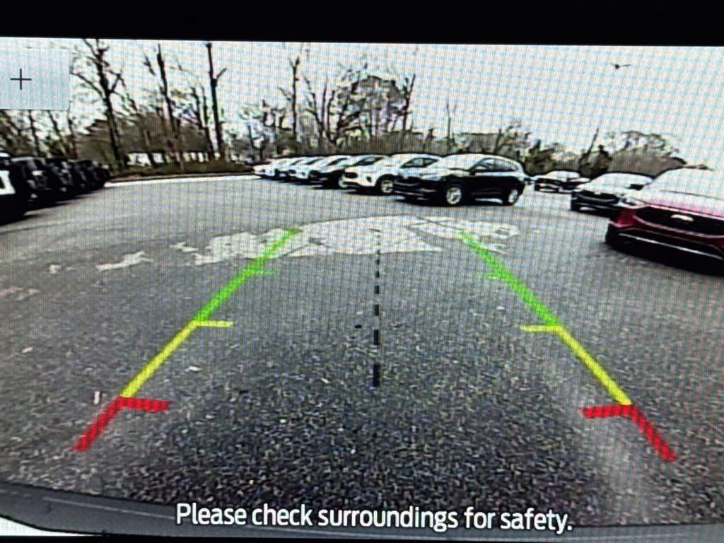 2026 Oxford White Ford Escape Active FWD SUV