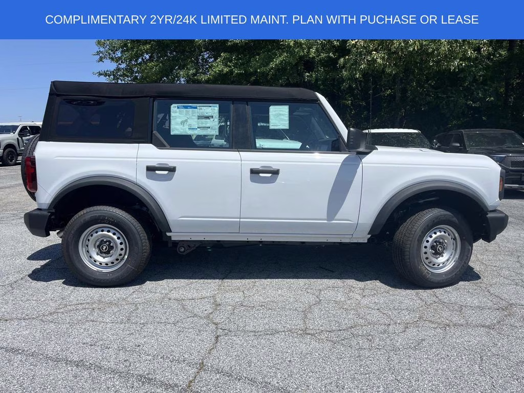 2025 Oxford White Ford Bronco Base 4X4 SUV
