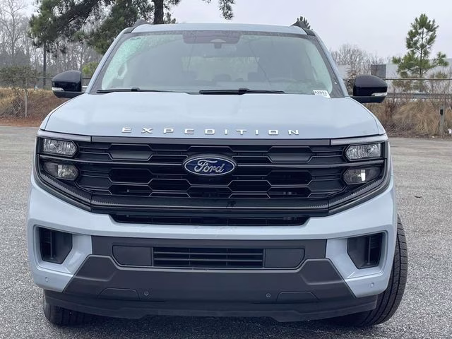 2026 Gray Metallic Ford Expedition Max Active RWD SUV