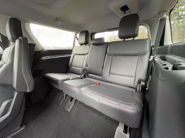 2025 Gray Metallic Ford Expedition Max Active 4X4 SUV