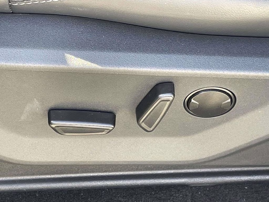 2025 Star White Metallic Tri-Coat Ford Expedition Max Platinum 4X4 SUV