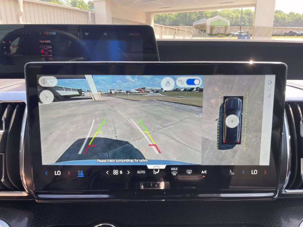 2025 Star White Metallic Tri-Coat Ford Expedition Max Platinum 4X4 SUV