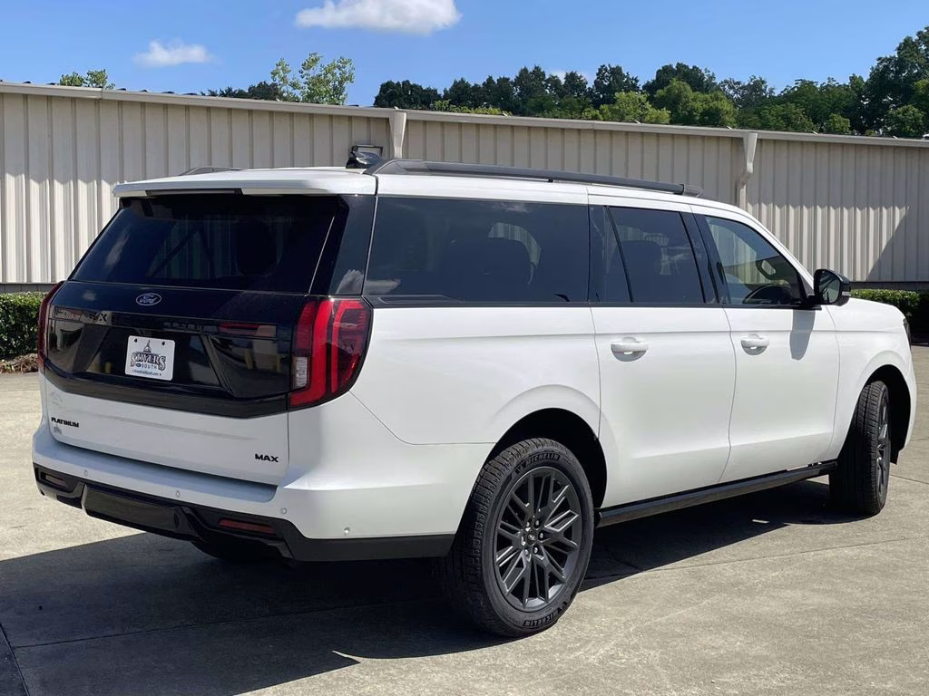 2025 Star White Metallic Tri-Coat Ford Expedition Max Platinum 4X4 SUV