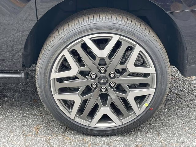 2026 Black Metallic Ford Expedition Max Platinum 4X4 SUV