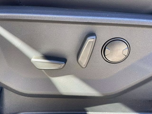 2026 Gray Metallic Ford Expedition Platinum 4X4 SUV