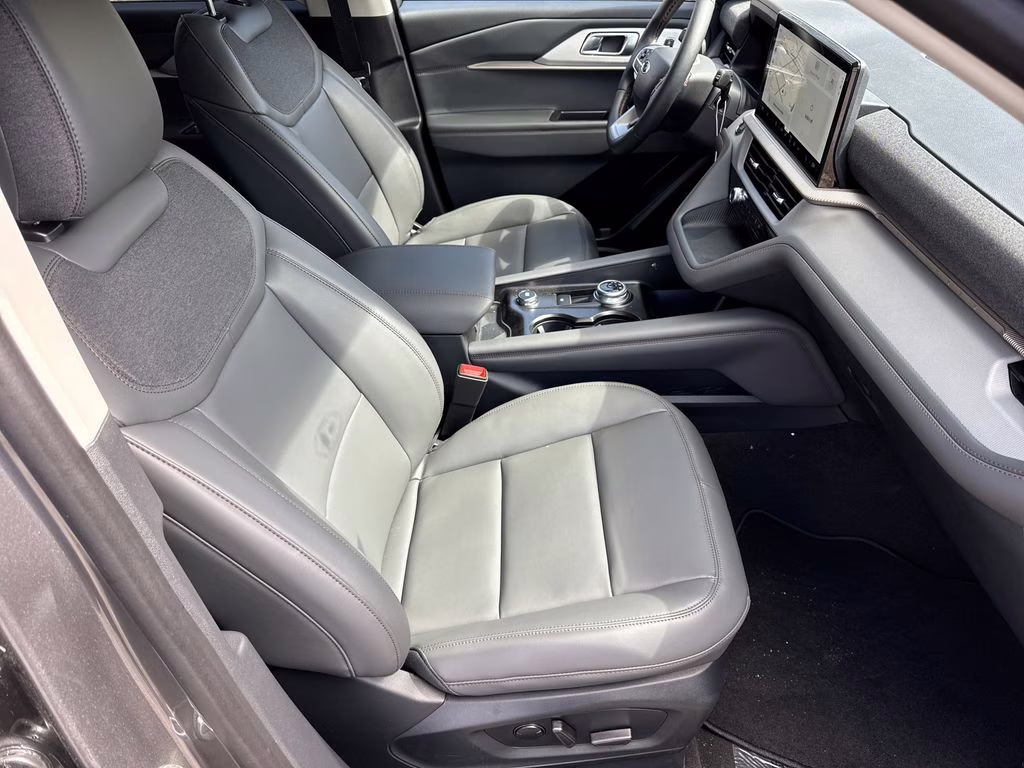 2026 Gray Metallic Ford Explorer Active RWD SUV