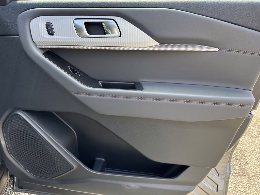 2026 Gray Metallic Ford Explorer Active RWD SUV