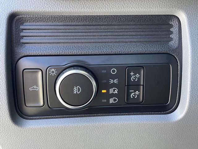 2026 Avalanche Ford Super Duty F-250 SRW XL 4X4 Truck