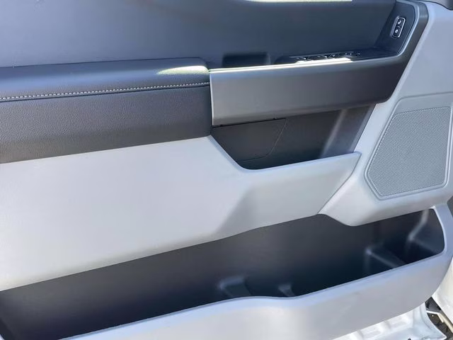 2026 Avalanche Ford Super Duty F-250 SRW XL 4X4 Truck