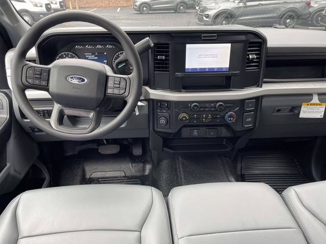 2026 Oxford White Ford Super Duty F-250 SRW XL RWD Truck