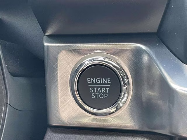 2025 Black Metallic Ford Super Duty F-250 SRW King Ranch 4X4 Truck