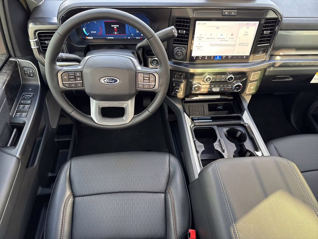 2025 Oxford White Ford Super Duty F-250 SRW Lariat 4X4 Truck