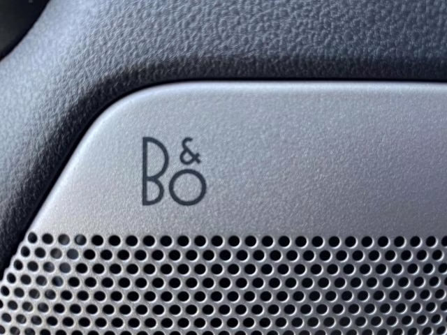 2026 Avalanche Ford Super Duty F-250 SRW Lariat 4X4 Truck