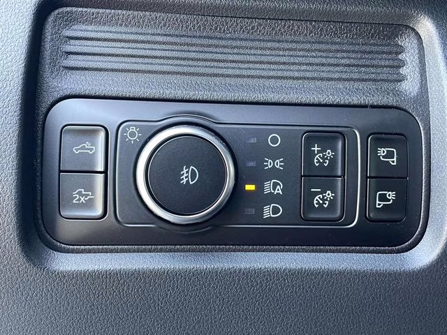 2026 Avalanche Ford Super Duty F-250 SRW Lariat 4X4 Truck