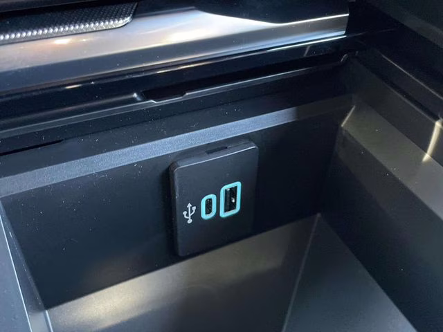 2026 Blue Metallic Ford Super Duty F-350 SRW Platinum 4X4 Truck