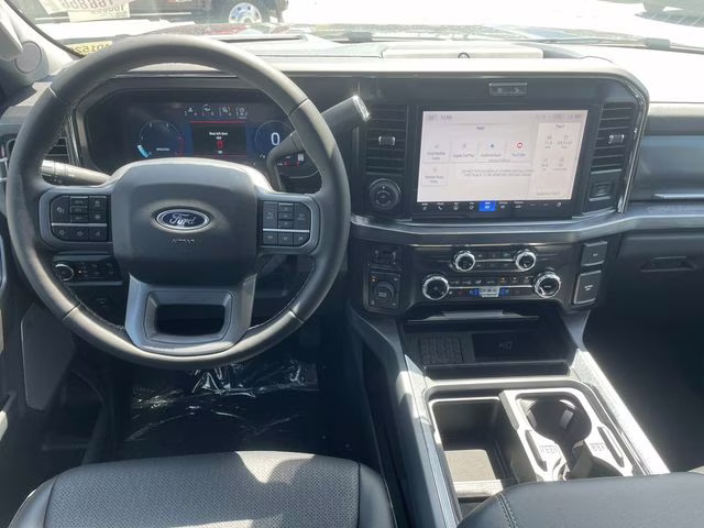 2025 Black Metallic Ford Super Duty F-350 SRW Lariat 4X4 Truck