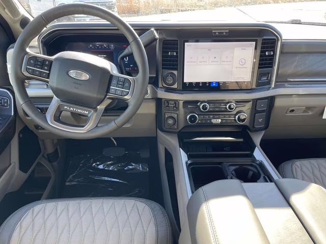 2026 White Metallic Ford Super Duty F-350 DRW Platinum 4X4 Truck