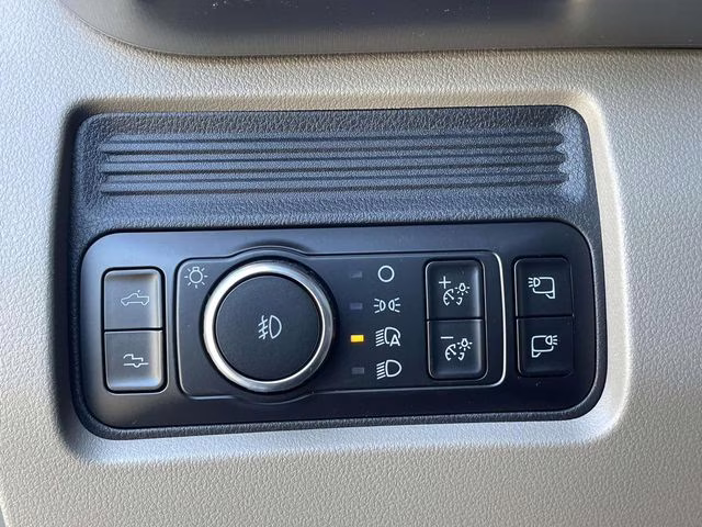 2026 Gray Metallic Ford Super Duty F-350 DRW Platinum 4X4 Truck