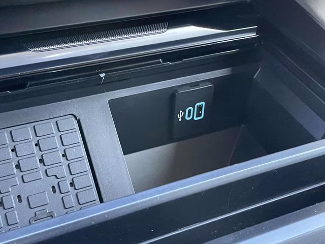 2026 Gray Metallic Ford Super Duty F-350 DRW Platinum 4X4 Truck