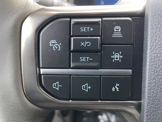 2026 White Metallic Ford Super Duty F-350 DRW Platinum 4X4 Truck