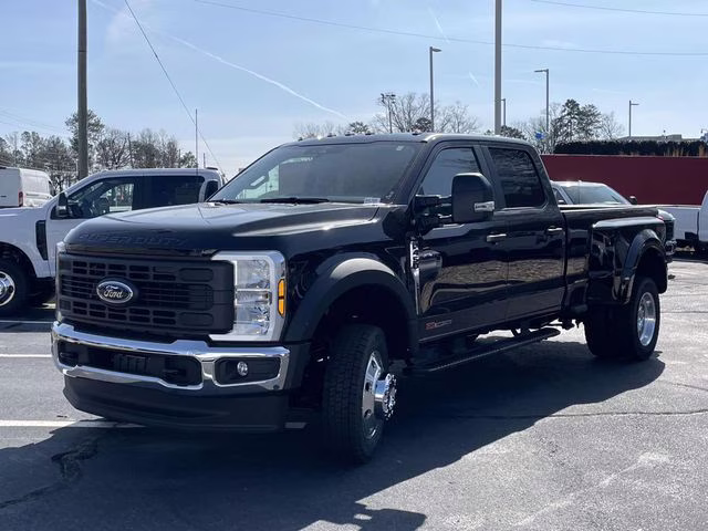 2026 Black Metallic Ford Super Duty F-450 DRW XL 4X4 Truck