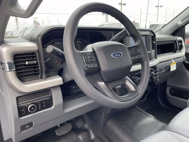 2026 Oxford White Ford Super Duty F-250 SRW XL RWD Truck