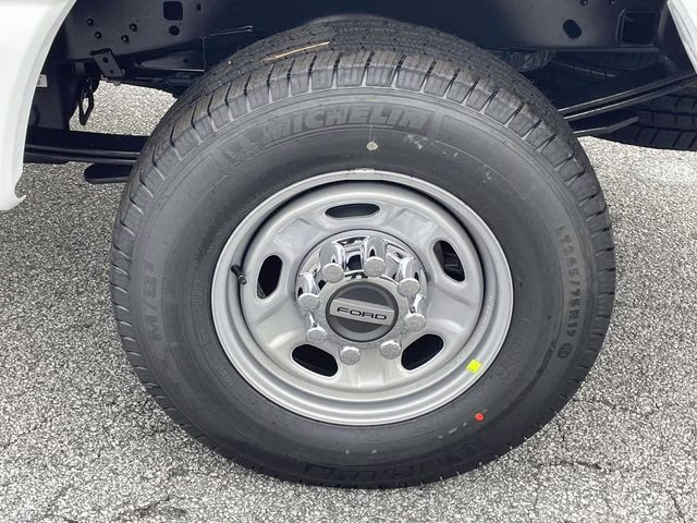 2026 Oxford White Ford Super Duty F-250 SRW XL RWD Truck