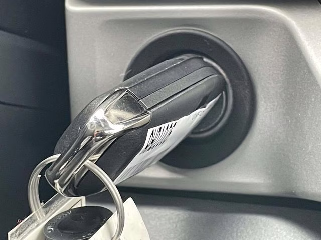 2026 Oxford White Ford Super Duty F-250 SRW XL RWD Truck