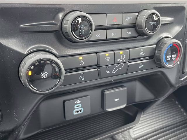 2026 Oxford White Ford Super Duty F-250 SRW XL RWD Truck