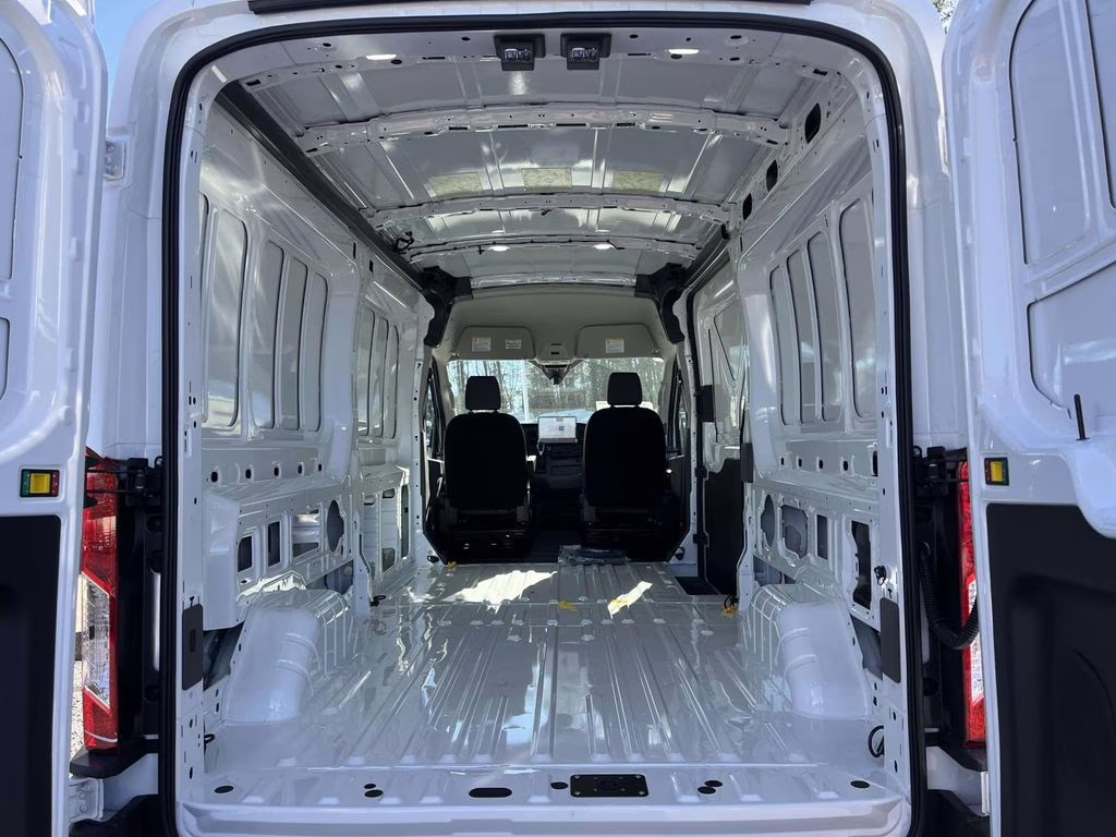 2026 Oxford White Ford Transit Cargo Van Base RWD Van