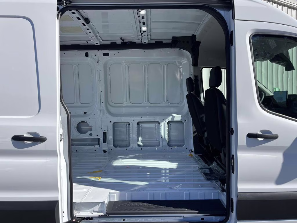 2026 Oxford White Ford Transit Cargo Van Base RWD Van