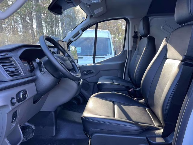 2026 Oxford White Ford Transit Cargo Van Base RWD Van